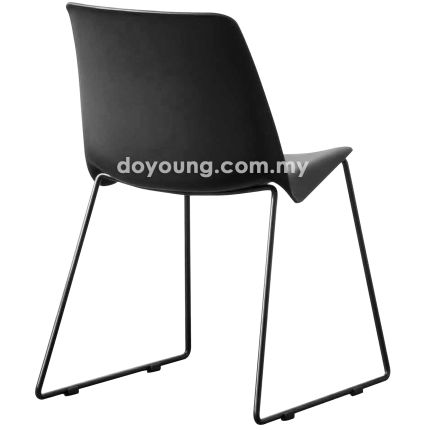 HOOP II (Polypropylene - Black) Side Chair*