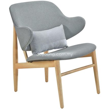 SHELL II (64cm Fabric, Pale Oak) Armchair with Lumbar Pillow (replica)*